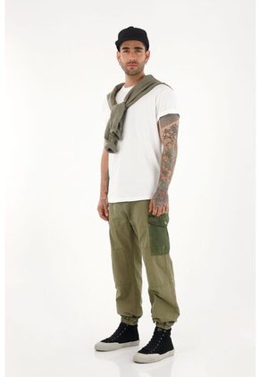 Tennis Pantalón Con Parches Y Bota Enresortada Verde Para Hombre