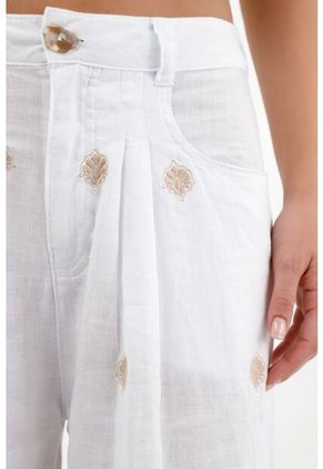 Pantalón En Lino Blanco Para Mujer