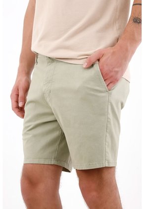 Tennis Bermuda Regular Fit Con Frente Limpio Y Bolsillos Diagonales En Algodón Verde Oliva Para Hombre