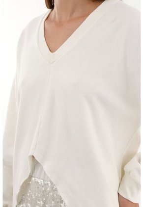 Buzo Cuello En V Con Aberturas Para Mujer