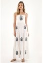 Tennis Vestido Largo Con Vuelo Y Apliques Bordados Crudo De Silueta Ajustada Para Mujer de Tennis
