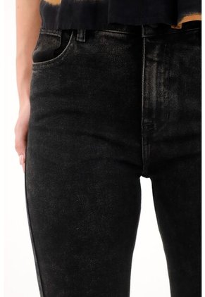 Tennis Jean Super Slim Negro Para Mujer