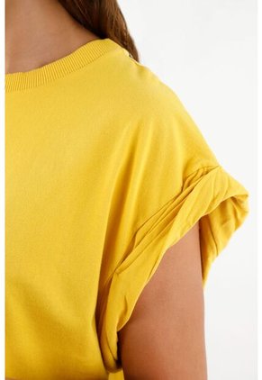 Camiseta Básica Amarilla Para Mujer