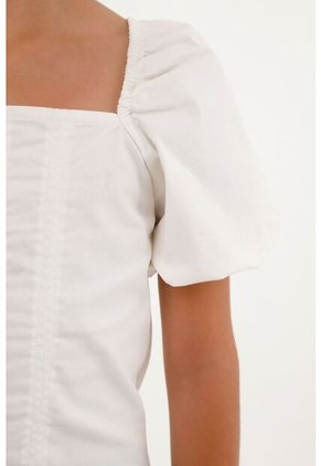 Camisa Crudo Con Pico En Frente Para Niña