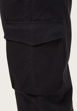 Pantalón Cargo Negro Timberlake