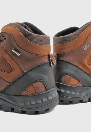 Bota Outdoor Terracota-Negro Timberlake