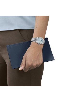 Reloj Tissot Mujer T137.207.11.351.00