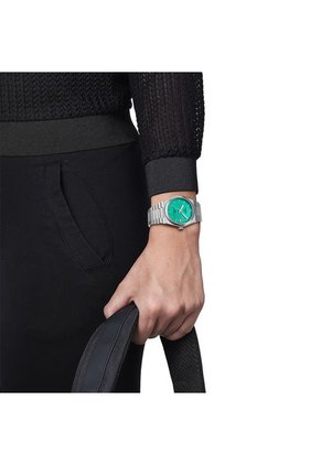 Reloj Tissot Unisex T137.207.11.091.01