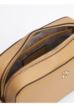 Bolso Beige Cruzado TH Soft Con Insignia Tommy Hilfiger