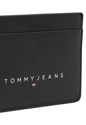 Tarjetero Negro Con Logo Lineal Tommy Hilfiger