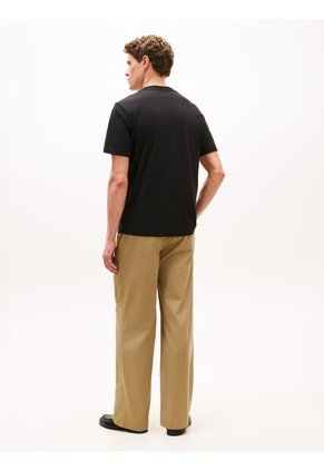 Camiseta Negra Con Logo Gráfico Redondo Tommy Hilfiger