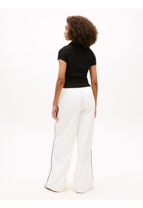 Polo Negro Acanalado De Corte Slim Tommy Jeans