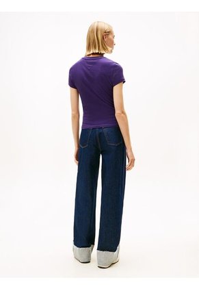Camiseta Morado De Corte Slim Con Logo Lineal En El Pecho Tommy Jeans