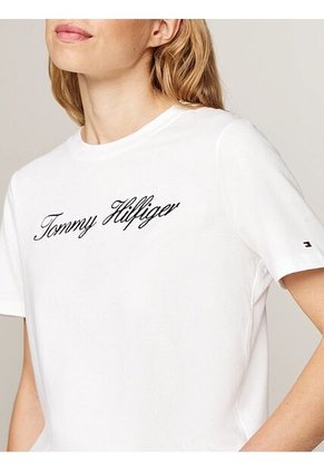 Camiseta Blanca De Corte Regular Con Logo Script Tommy Hilfiger