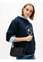 Bolso Negro Bolso Cruzado Con Logo Metalizado Tommy Hilfiger de Tommy Hilfiger