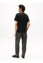 Camiseta Negra De Cuello Redondo Y Punto Interlock Tommy Hilfiger de Tommy Hilfiger