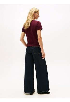 Camiseta Roja De Cuello Redondo Con Logo Bordado Tommy Hilfiger