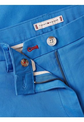 Pantalón Celeste Chino Con Logo Tommy Hilfiger