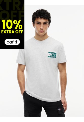 Camiseta Gris De Corte Regular Con Logo Script Bordado Tommy Jeans Tommy Hilfiger