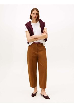 Camiseta Blanca Con Escudo TH Bordado Tommy Hilfiger