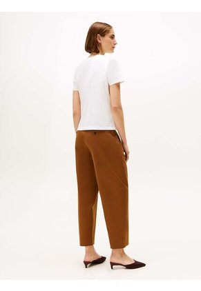 Camiseta Blanca Con Escudo TH Bordado Tommy Hilfiger