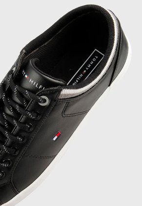 Tenis Negro-Blanco Tommy Hilfiger