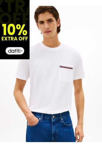Camiseta Blanca Global Stripe Con Bolsillo Tommy Hilfiger Tommy Hilfiger