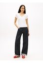 Camiseta Blanca Corte Slim Tommy Jeans de Tommy Hilfiger