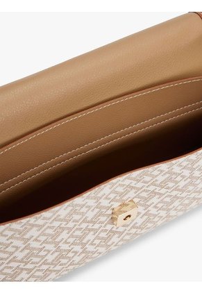 Bolso Beige Mensajero TH Monoplay Con Solapa Tommy Hilfiger