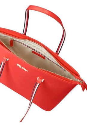 Bolso Rojo Im Latam Con Firma Tommy Hilfiger