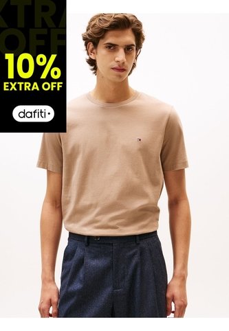 Camiseta Beige De Cuello Redondo Con Logo Bordado Tommy Hilfiger Tommy Hilfiger