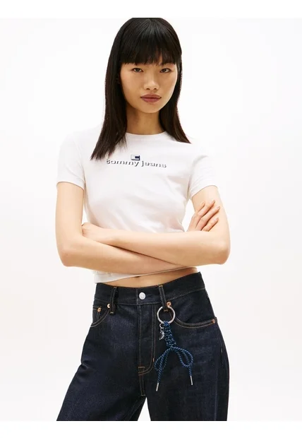 Camiseta Blanca Essential De Corte Slim Tommy Jeans