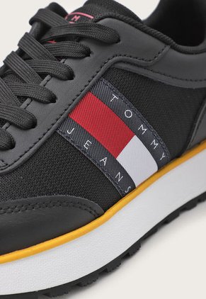 Tenis Lifestyle Negro-Amarillo-Magenta Tommy Hilfiger Jeans