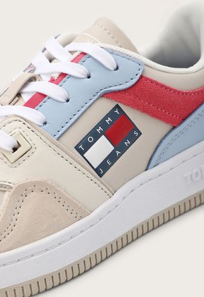 Tenis Lifestyle Beige-Celeste-Rojo Tommy Hilfiger Jeans   Basket