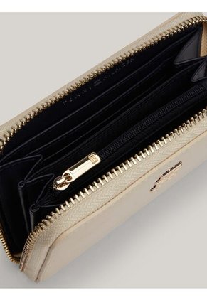 Billetera Beige Chic Mediana Con Cremallera Tommy Hilfiger