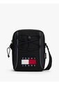 Bolso Negro Reporter Con Correa Cruzada Y Logo Tommy Hilfiger de Tommy Hilfiger
