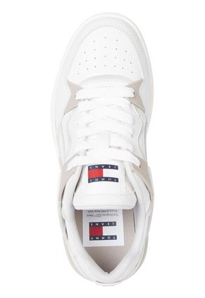 Tenis Rosado De Basket Tommy Hilfiger