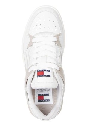 Tenis Rosado De Basket Tommy Hilfiger