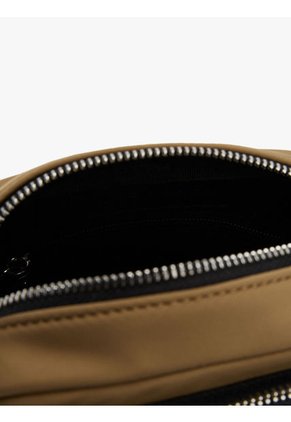 Bolso Beige Reporter TH Business Con Logo Metálico Tommy Hilfiger