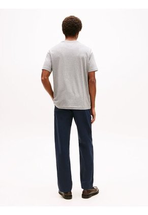 Camiseta Gris Con Logo En Forma De Escudo Tommy Hilfiger