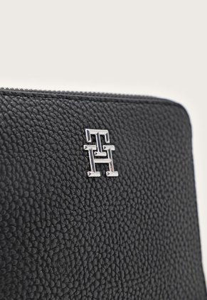 Billetera Negro-Plateado Tommy Hilfiger