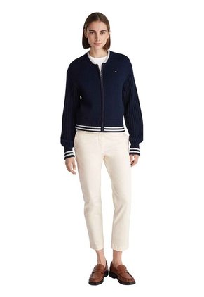 Pantalón Blanco Chino Con Logo Tommy Hilfiger