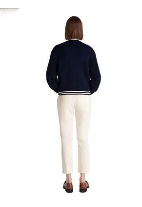 Pantalón Blanco Chino Con Logo Tommy Hilfiger