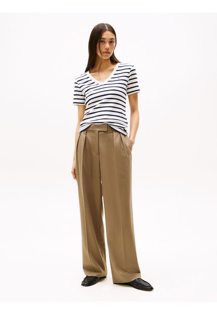 Camiseta Blanca De Rayas Con Cuello En V Tommy Hilfiger
