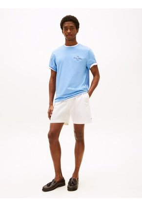 Camiseta Celeste Con Logo NYC Y Logo Delineado Tommy Hilfiger