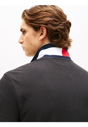 Polo Negro De Piqué Con Corte Regular Tommy Hilfiger