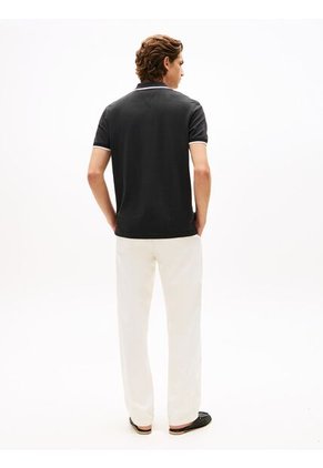 Polo Negro De Piqué Con Corte Regular Tommy Hilfiger