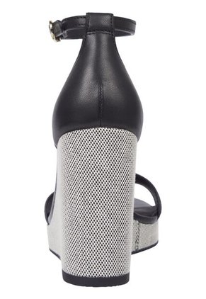 Alpargatas Negro Con Monograma Tommy Hilfiger