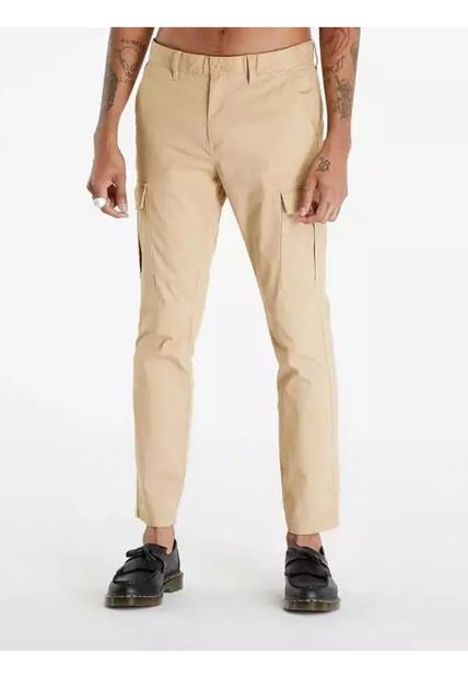 Pantalón Beige Austin Cargo Con Parche Tommy Jeans