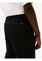 Pantalón Negro Chino Essential 1985 Regular Tommy Hilfiger de Tommy Hilfiger